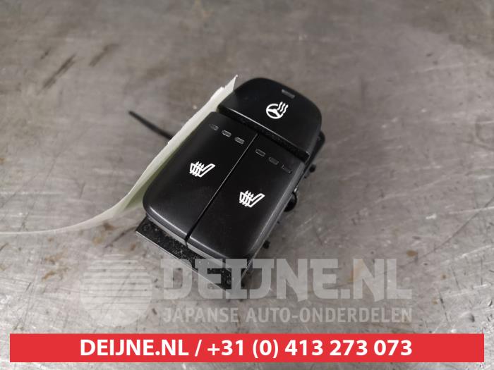 Kia Niro Sitzheizung Schalter O453885