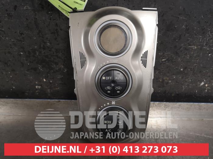 Toyota Yaris Kachel Bedieningspaneel O454569