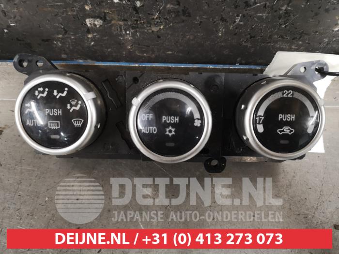 Mitsubishi L200 Kachel Bedieningspaneel O454648