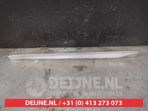 Suzuki Swift Seitenschürze links O454751 foto 2