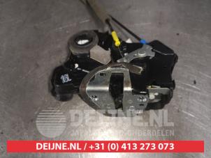 Toyota Corolla Verso Door lock mechanism 4-door, front left O455028 photo 2