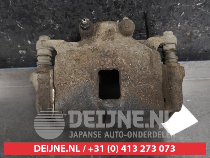 Mitsubishi L200 Remklauw (Tang) links-voor O455077