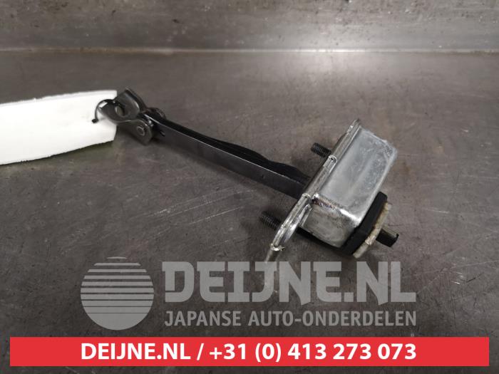 Kia Niro Türfänger 4-türig rechts hinten O455499