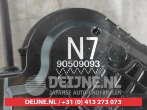 Toyota Rav-4 Rear door lock mechanism 4-door, left O455758 photo 3