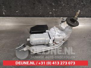Gebruikte Ruitenwissermotor achter Toyota RAV4 (A5) 2.5 Hybrid 16V Prijs € 50,00 Margeregeling aangeboden door V.Deijne Jap.Auto-onderdelen BV