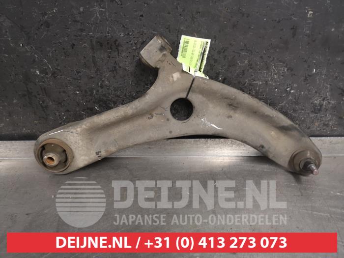 Hyundai I20 Querlenker unten rechts vorne O456135
