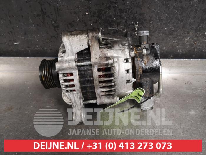 Gebruikte Dynamo Hyundai Tucson (JM) 2.0 CRDi VGT 16V 4x2 Prijs € 25,00 Margeregeling aangeboden door V.Deijne Jap.Auto-onderdelen BV