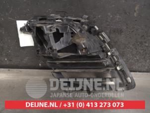 Mazda CX-7 Stoßstangenrost O456425 foto 3