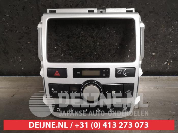 Toyota Avensis Verso Kachel Bedieningspaneel O456651