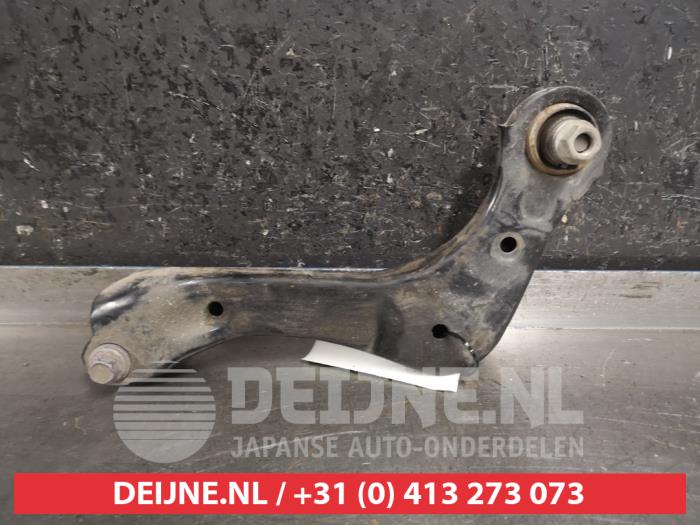 Toyota Rav-4 Querlenker rechts hinten O456803