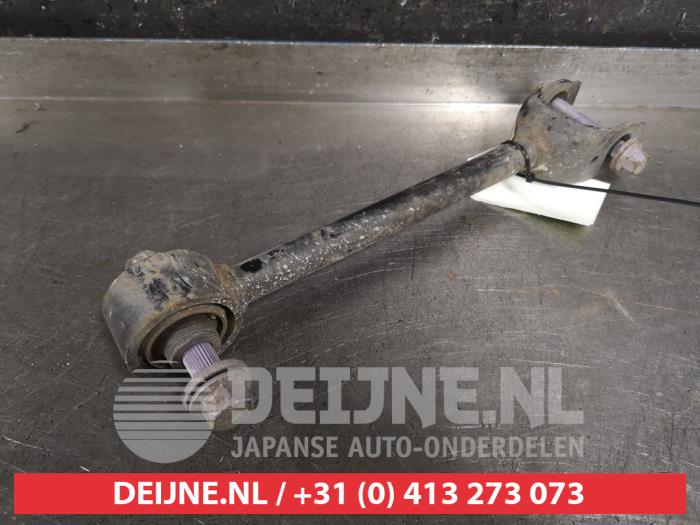 Toyota Rav-4 Querlenker rechts hinten O456805