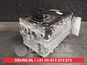 Toyota Rav-4 Inverter (Hybrid) O456810 photo 2