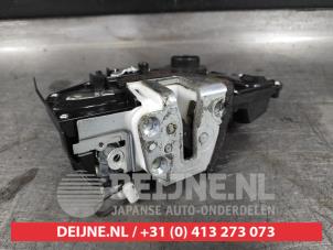 Suzuki Swift Deurslot Mechaniek 2Deurs rechts O457632 foto 2