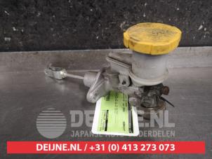 Gebruikte Koppeling Hoofd Cilinder Subaru Forester (SG) 2.0 16V X Prijs € 35,00 Margeregeling aangeboden door V.Deijne Jap.Auto-onderdelen BV