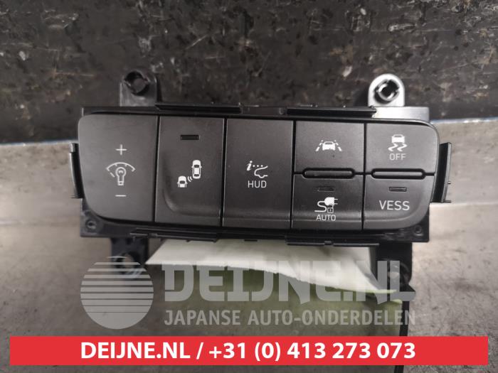 Hyundai Kona ASR Schalter O458031