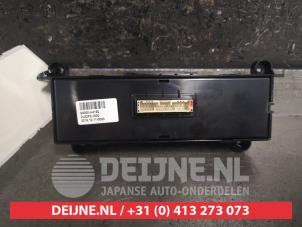 Hyundai Kona Stoelverwarmings Schakelaar O458035 foto 2