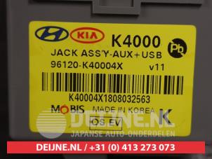 Hyundai Kona AUX / USB connection O458037 photo 3