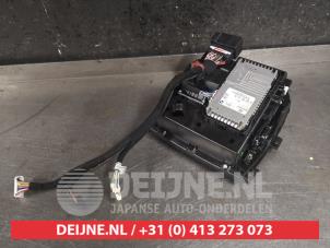 Hyundai Kona Wireless charger O458038 photo 3