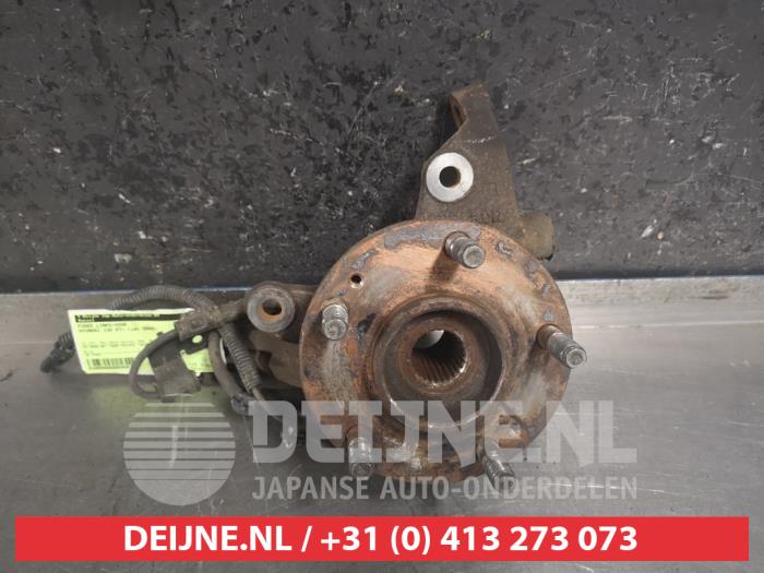 Hyundai I30 Fusee links-voor O458191