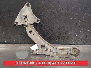 Honda Insight Front lower wishbone, right O458377 photo 2