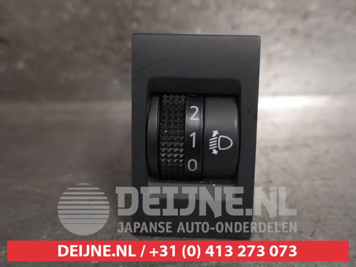 Nissan Leaf Leuchtweitenverstellung LWR O458448