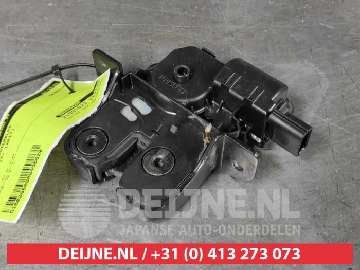 Nissan Micra Tailgate lock mechanism O458629
