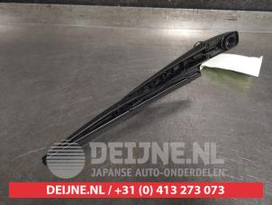 Toyota Yaris Scheibenwischerarm hinten O458725 foto 2