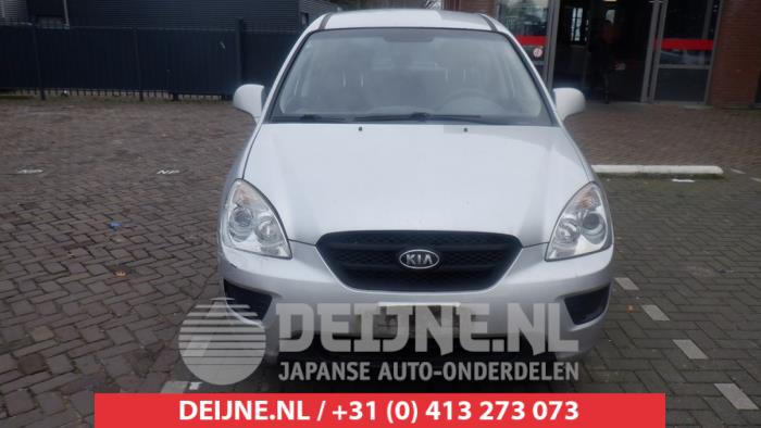 Kia Carens Grille O458739