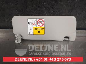 Suzuki Ignis Zonneklep O459216 foto 2