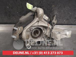 Lexus CT 200h Knuckle, front left O459442 photo 2