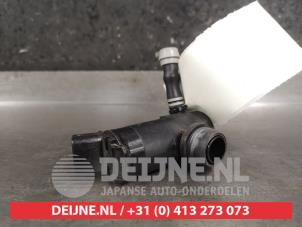 Toyota Hilux Windscreen washer pump O459505 photo 2