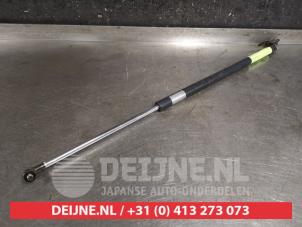 Honda HR-V Gasdämpfer links hinten O459640 foto 2