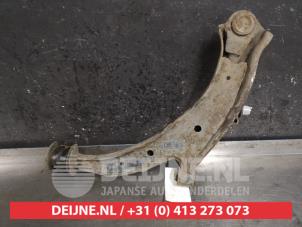 Honda HR-V Front lower wishbone, right O459653 photo 2