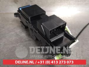 Suzuki Ignis Combischakelaar ramen O459728 foto 2