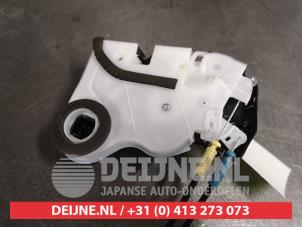 Suzuki Ignis Front door lock mechanism 4-door, right O459753 photo 2