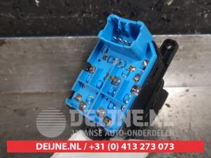 Kia Picanto Kombischalter Fenster O460155 foto 2