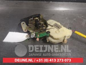 Kia Sorento Deurslot Mechaniek 4Deurs links-achter O460210 foto 2