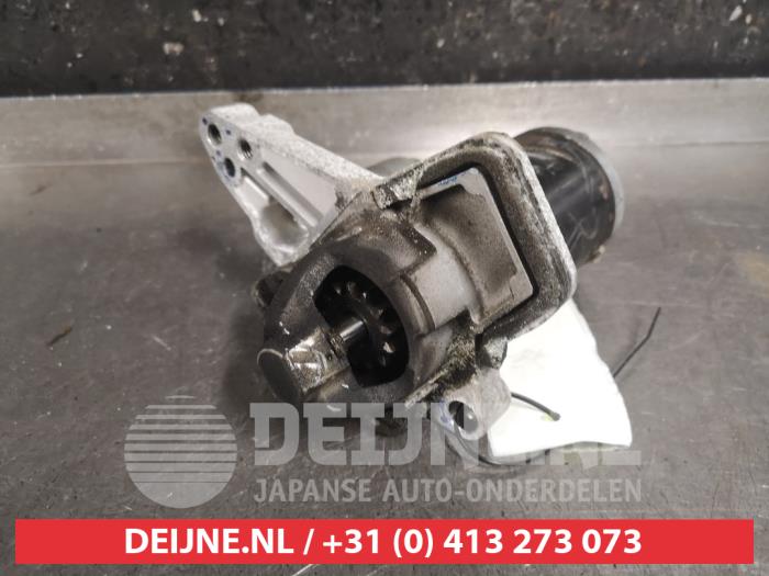 Gebruikte Startmotor Nissan Juke (F15) 1.2 DIG-T 16V Prijs € 35,00 Margeregeling aangeboden door V.Deijne Jap.Auto-onderdelen BV