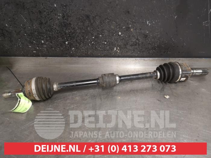 Gebruikte Aandrijfas rechts-achter Mazda MX-5 (ND) 2.0 SkyActiv G-160 16V Prijs € 75,00 Margeregeling aangeboden door V.Deijne Jap.Auto-onderdelen BV