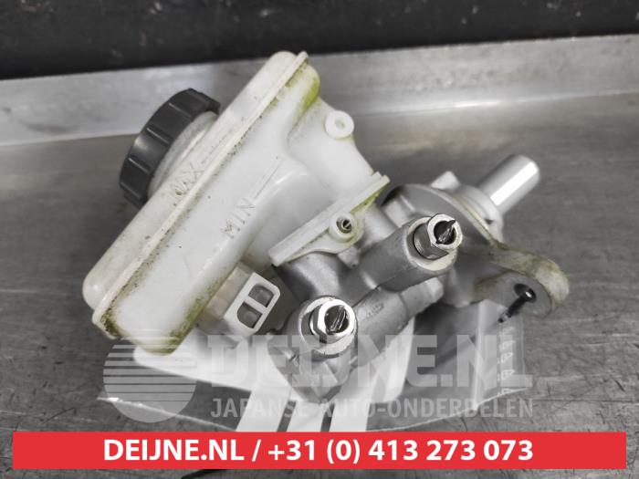 Gebruikte Hoofdremcilinder Mazda MX-5 (ND) 2.0 SkyActiv G-160 16V Prijs op aanvraag aangeboden door V.Deijne Jap.Auto-onderdelen BV