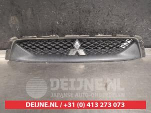 Gebruikte Grille Mitsubishi ASX 1.8 DI-D HP MIVEC 16V 4x4 Prijs op aanvraag aangeboden door V.Deijne Jap.Auto-onderdelen BV