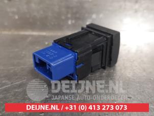 Toyota Corolla ASR switch O460780 photo 2