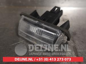 Toyota Yaris Kennzeichenbeleuchtung O460845 foto 2