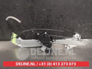 Mazda 3 Ruitmechaniek 4Deurs rechts-voor O461213 foto 2