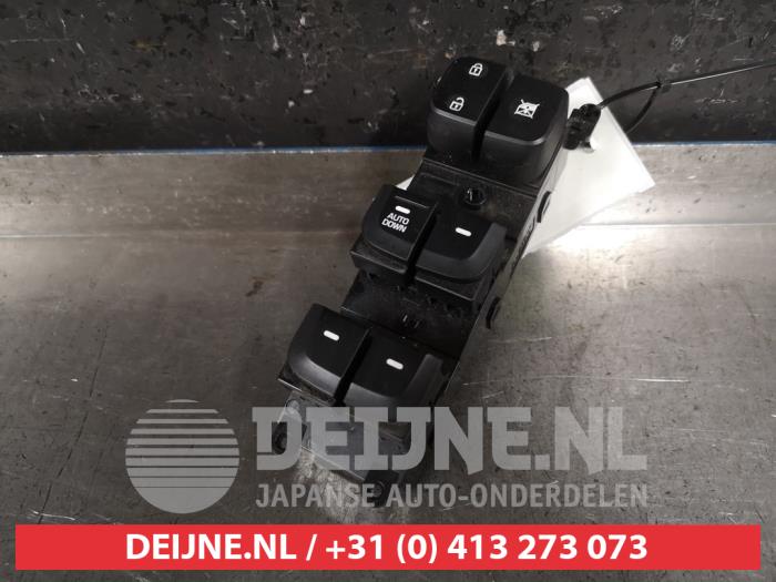 Hyundai I10 Multi-functional window switch O461581