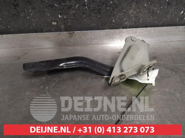 Nissan Pulsar Motorhaube Scharnier O461658