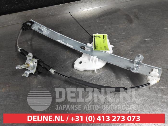 Kia Stonic Fenstermechanik 4-türig rechts hinten O461735