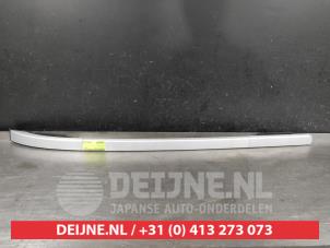 Kia Stonic Dakrail rechts O461747 foto 2
