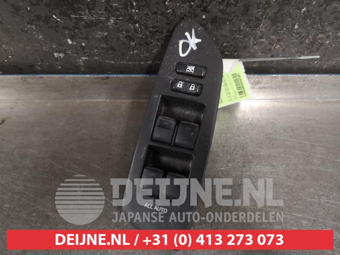 Toyota Auris Combischakelaar ramen O461864