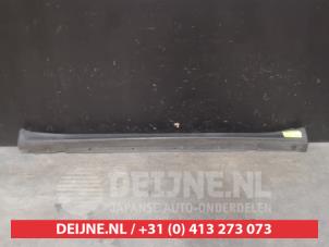 Nissan Juke Zijskirt links O461941 foto 2